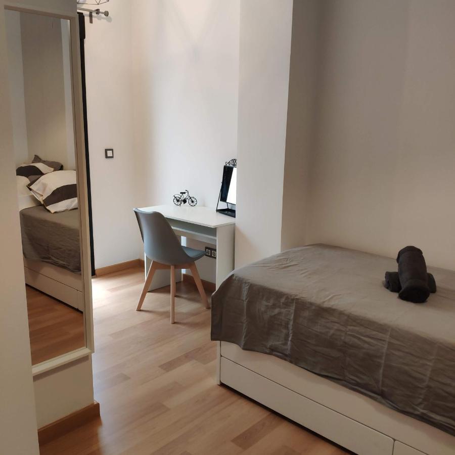 Unique Apartment In Malaga City Center With Pool Exteriér fotografie